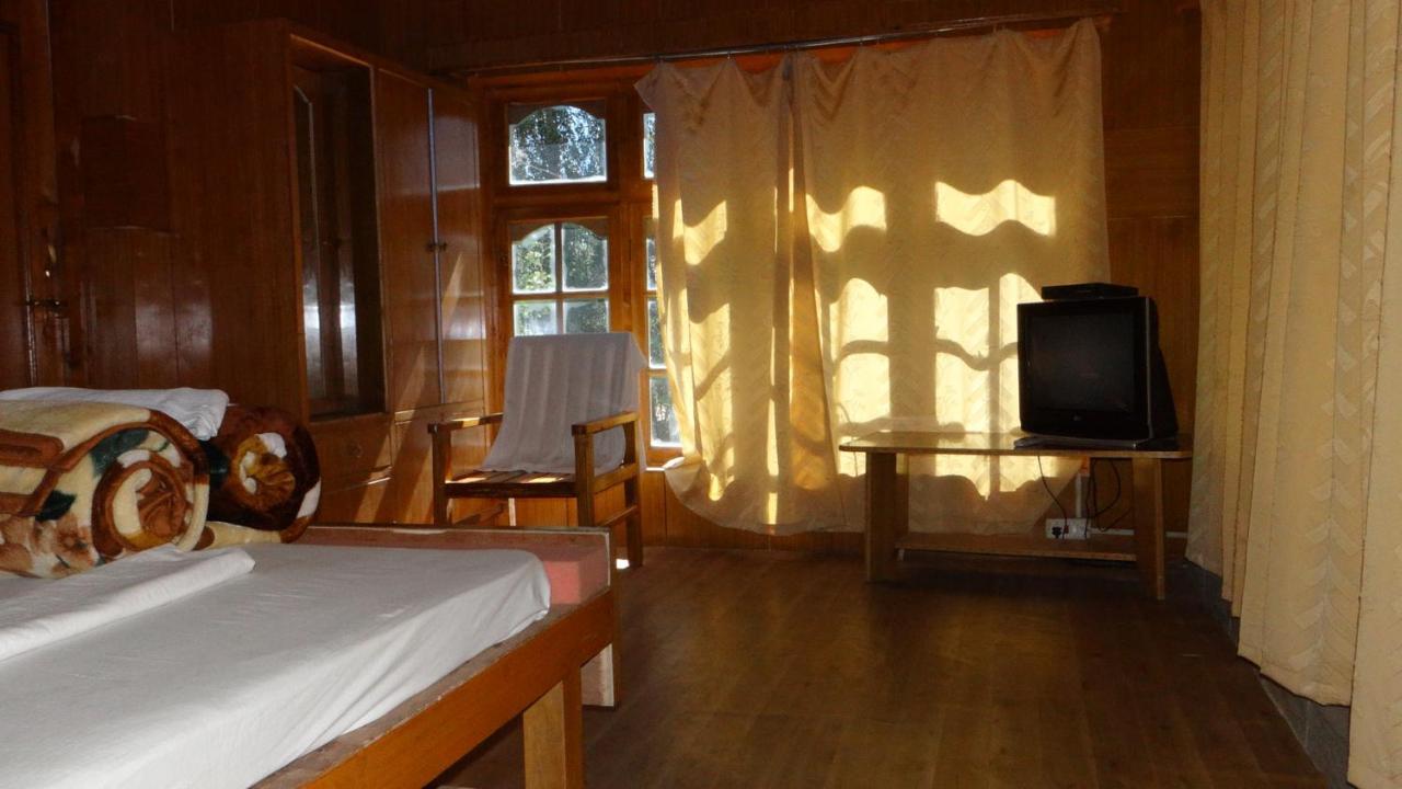 Hotel Sand Dune Deskit Bagian luar foto